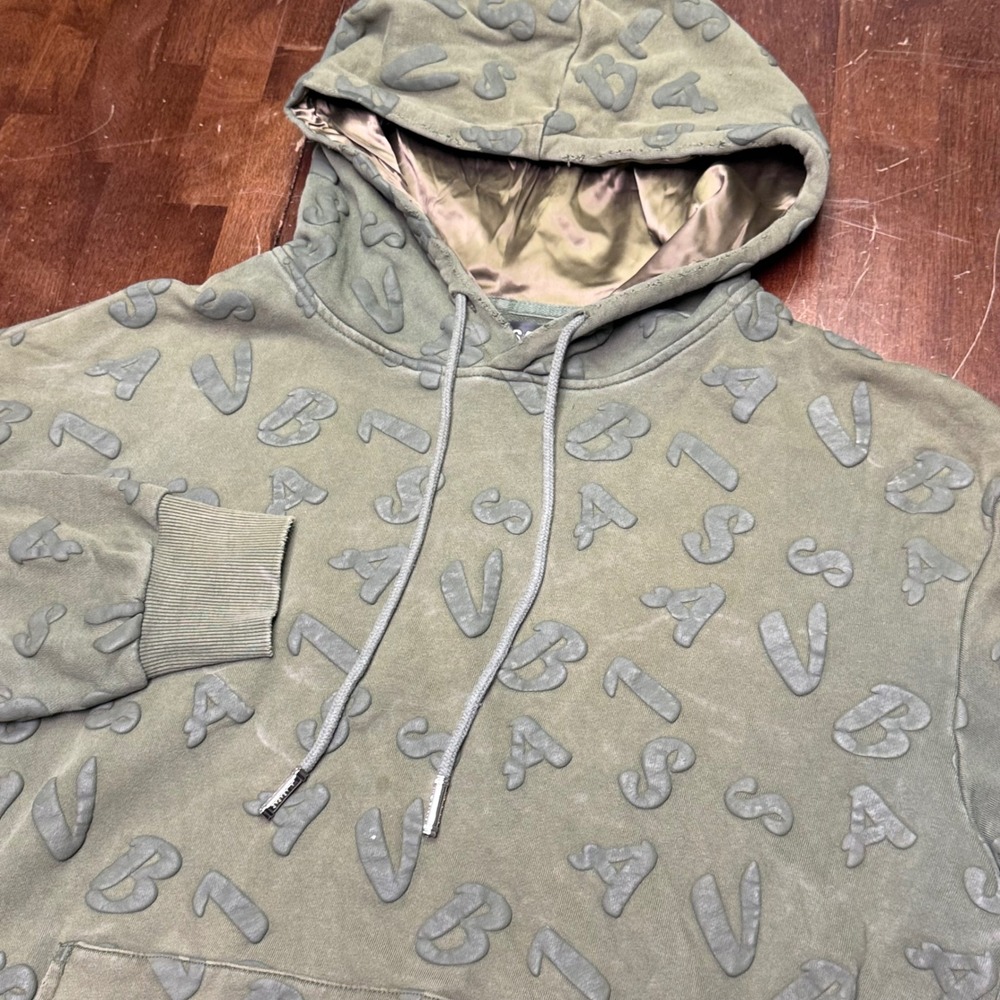 Valabasas Hoodie Mens Size M Olive Green 3D Embossed Satin Lined Pullover